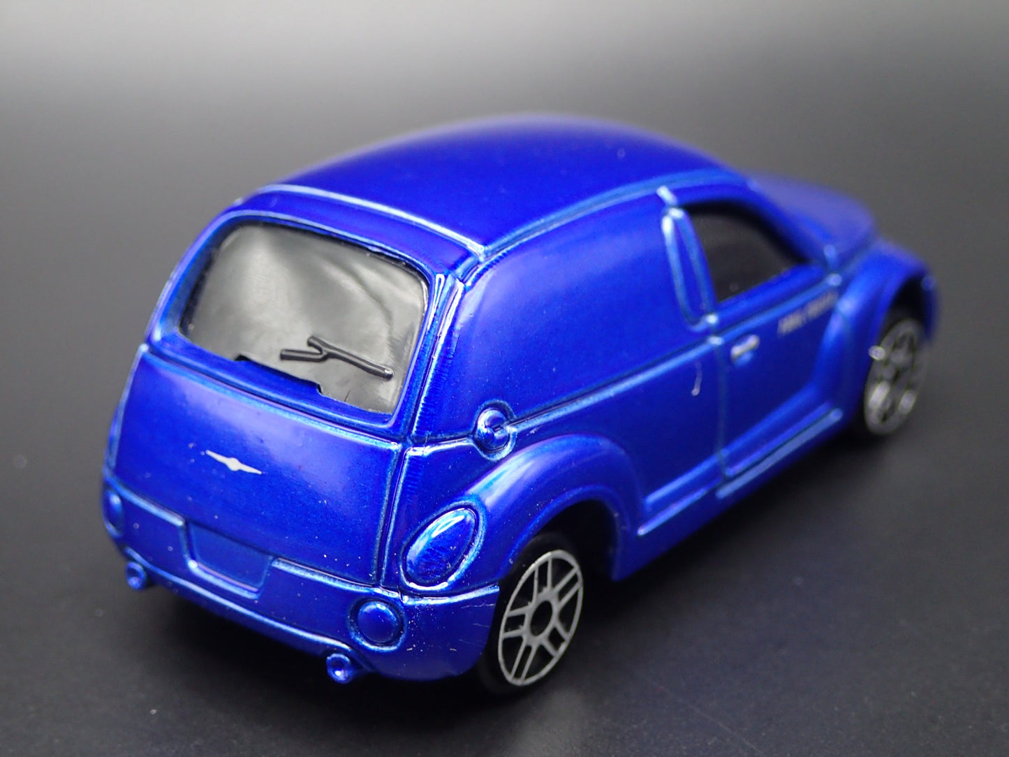 2001-2010 CHRYSLER PT CRUISER BLUE 1/64 SCALE COLLECTIBLE DIECAST MODEL CAR