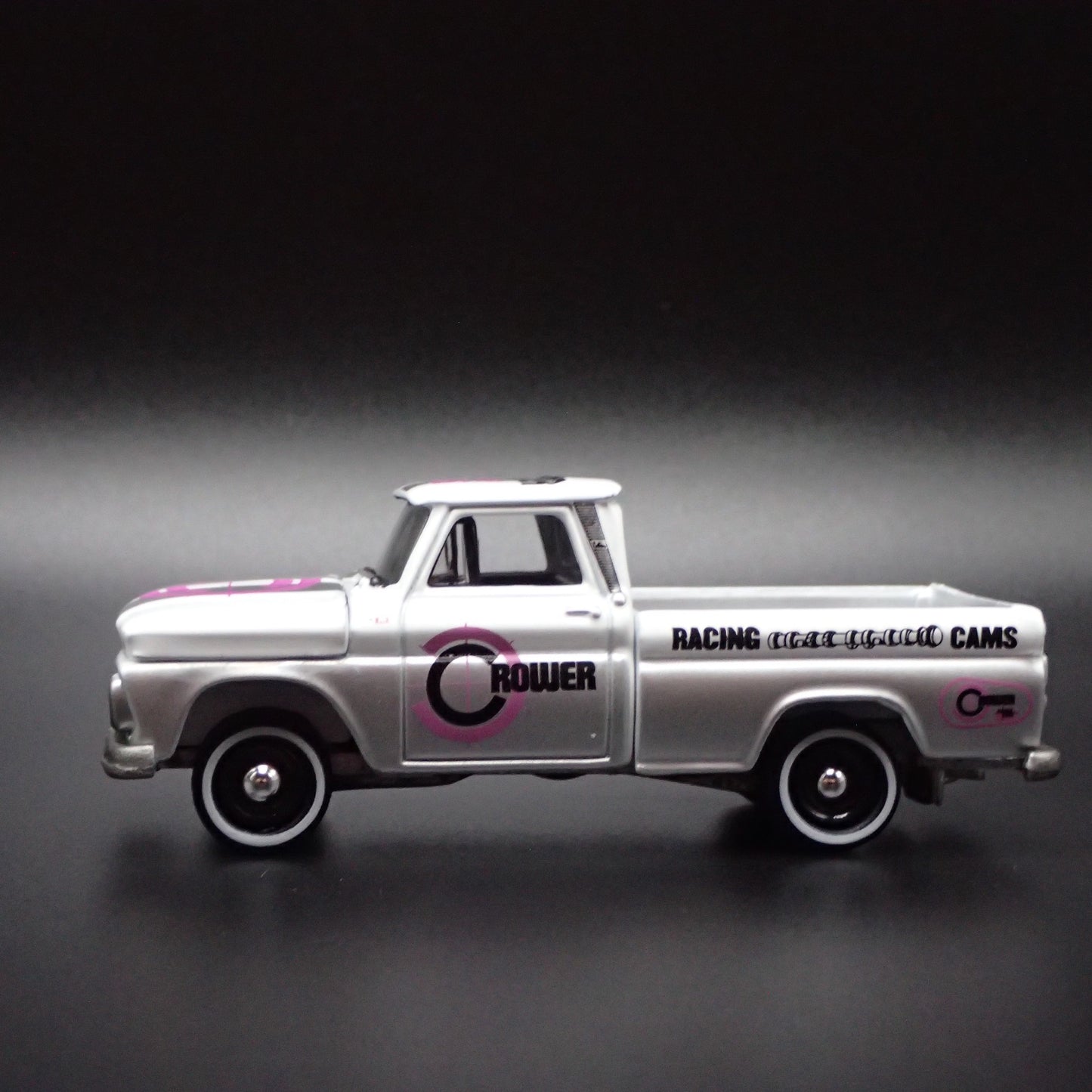 1965 CHEVY CHEVROLET FLEETSIDE PICKUP TRUCK CROWER CAMS 1:64 SCALE DIECAST MODEL