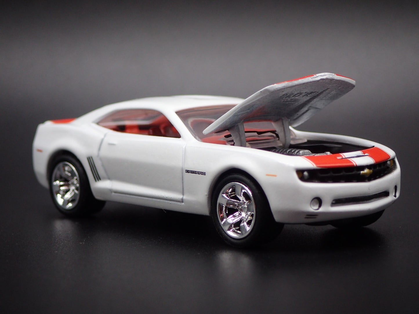 2010-2015 CHEVY CHEVROLET CAMARO WHITE 1:64 SCALE COLLECTIBLE DIECAST MODEL CAR