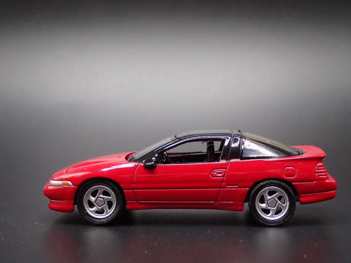 1990-1994 MITSUBISHI ECLIPSE GSX 1:64 SCALE DISPLAY DIORAMA DIECAST MODEL CAR