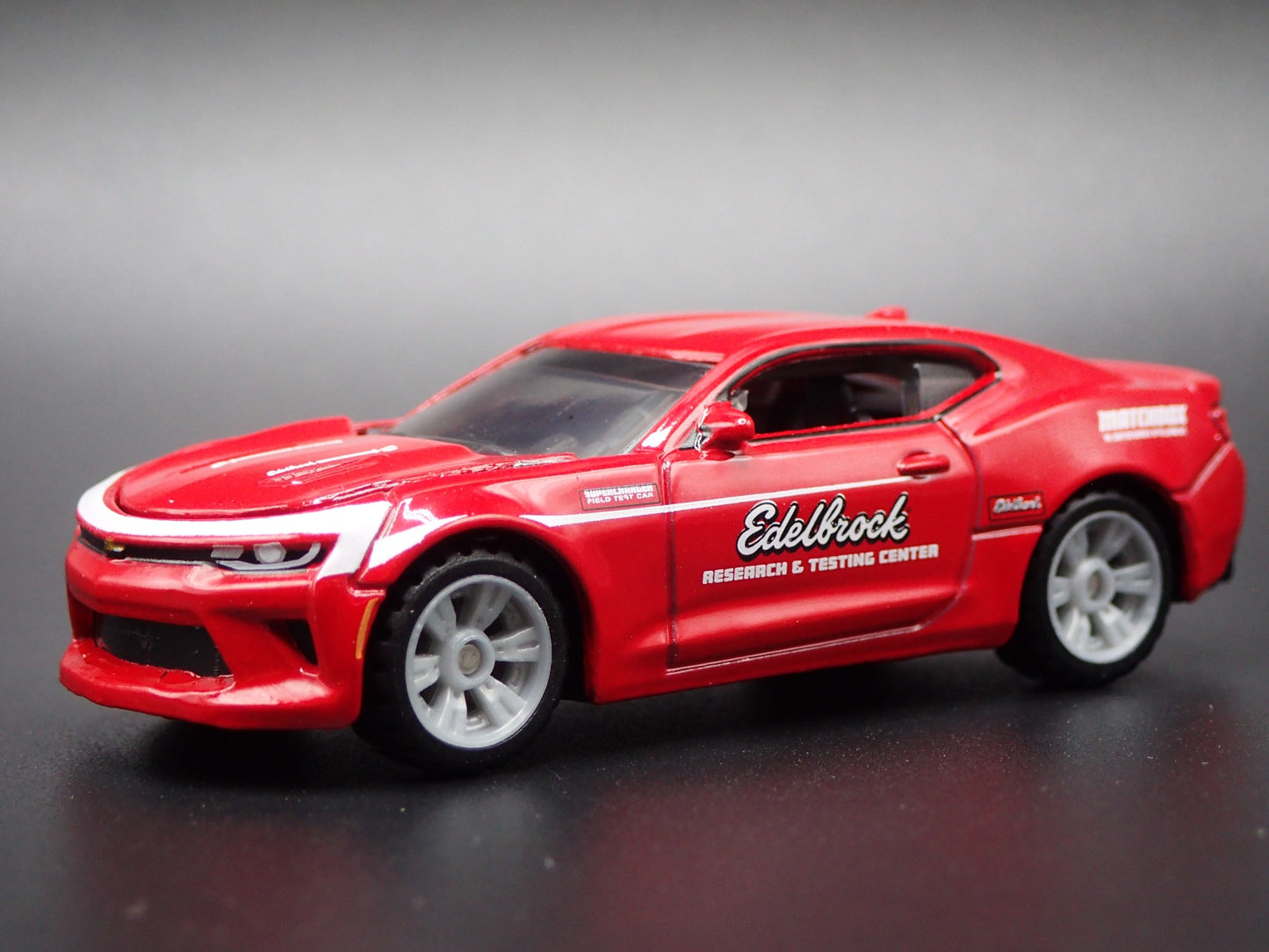 2016-2024 CHEVY CHEVROLET CAMARO EDELBROCK 1:64 SCALE DIORAMA DIECAST MODEL CAR