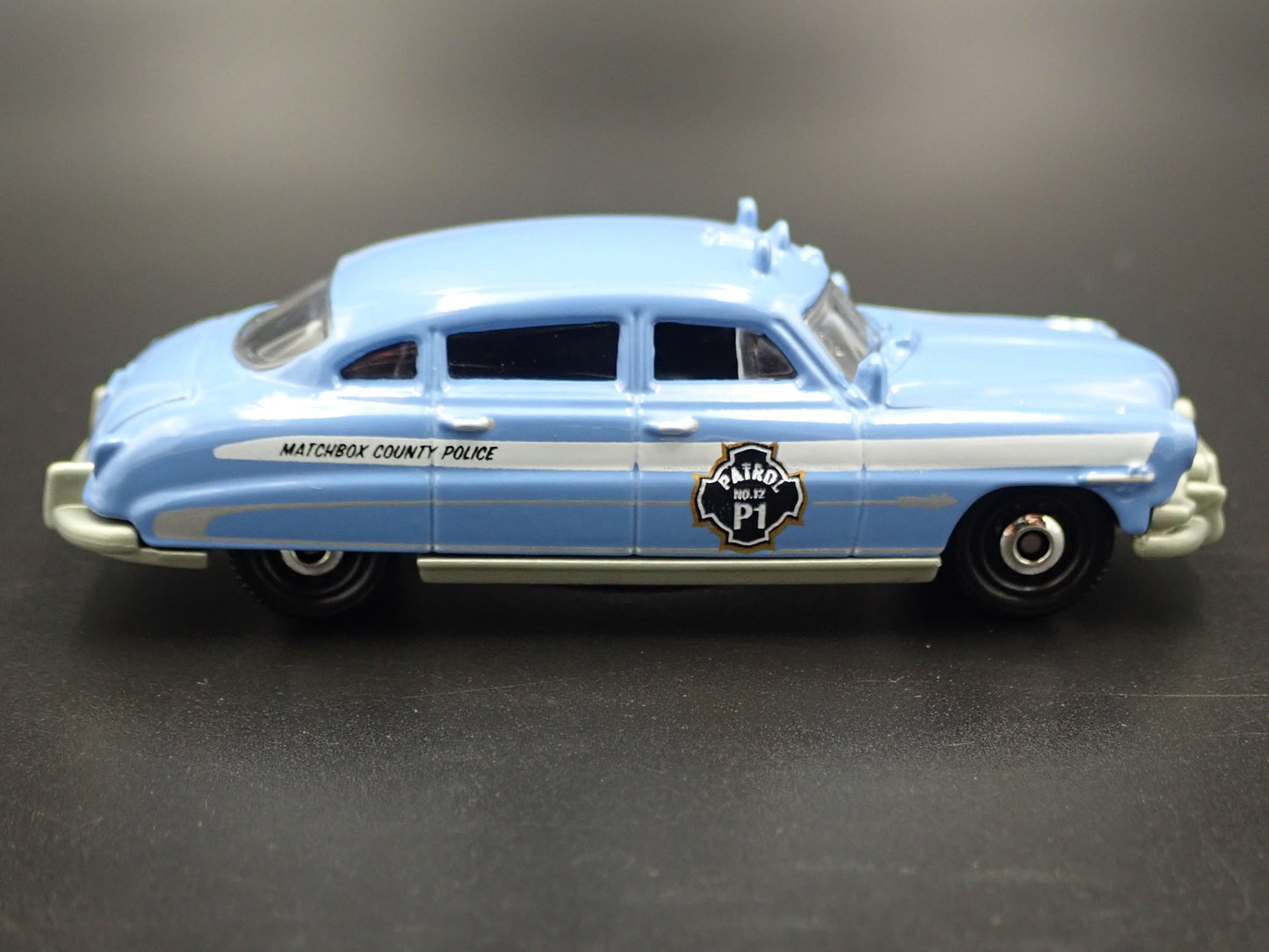 1951 51 HUDSON HORNET 4 FOUR DOOR COUNTY POLICE CAR 1/64 SCALE DIECAST MODEL CAR