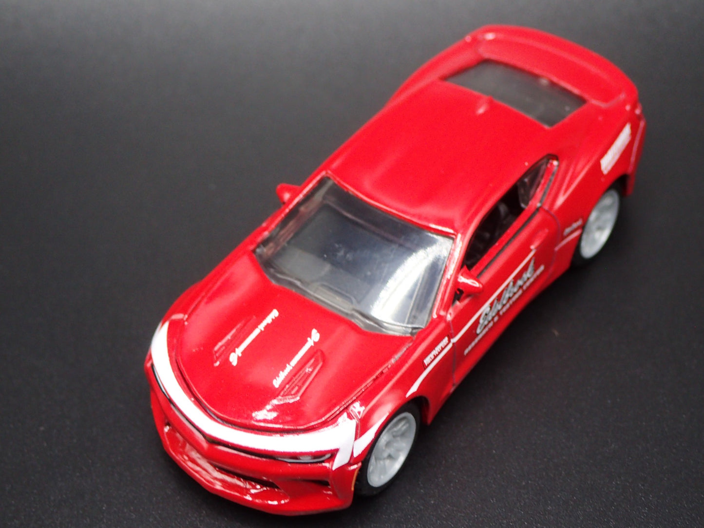 2016-2024 CHEVY CHEVROLET CAMARO EDELBROCK 1:64 SCALE DIORAMA DIECAST MODEL CAR