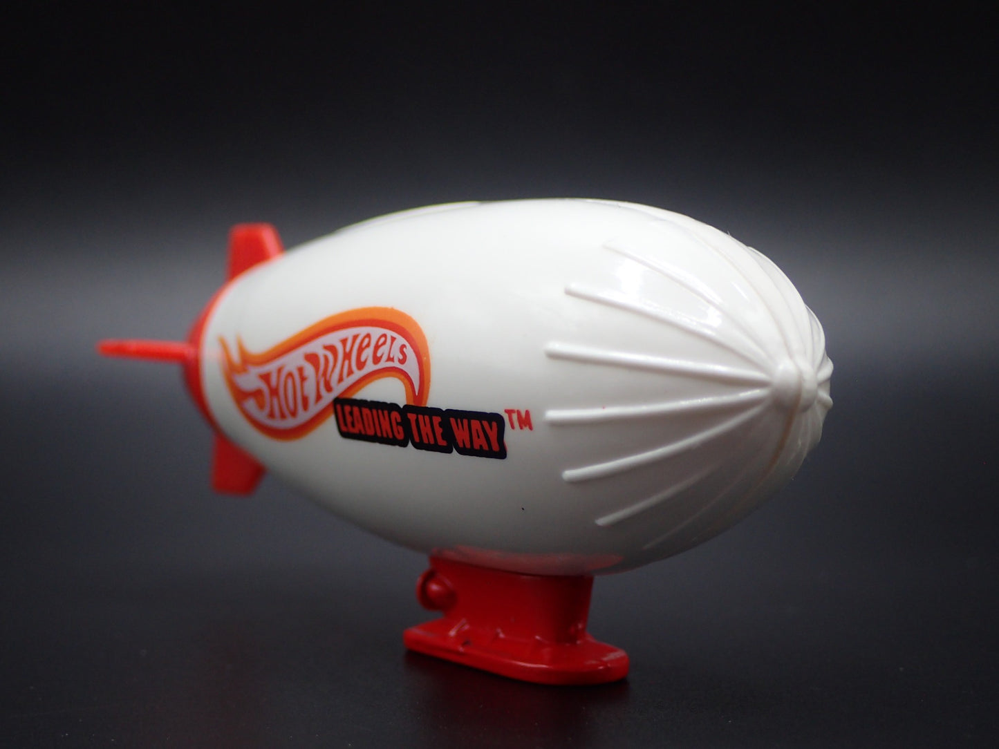 GOODYEAR BLIMP HOT WHEELS ORGINALS WHITE 1:64 SCALE DIORAMA DIECAST MODEL CAR