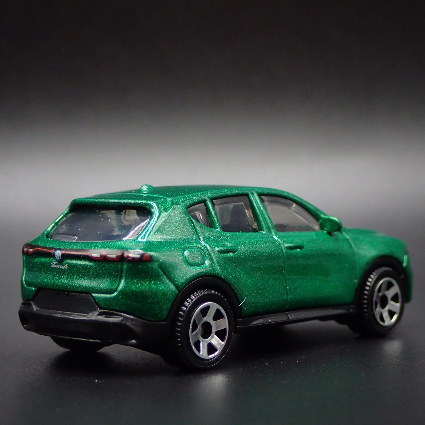 2023-2025 ALFA ROMEO TONALE SUV 1:64 SCALE COLLECTIBLE DIORAMA DIECAST MODEL CAR