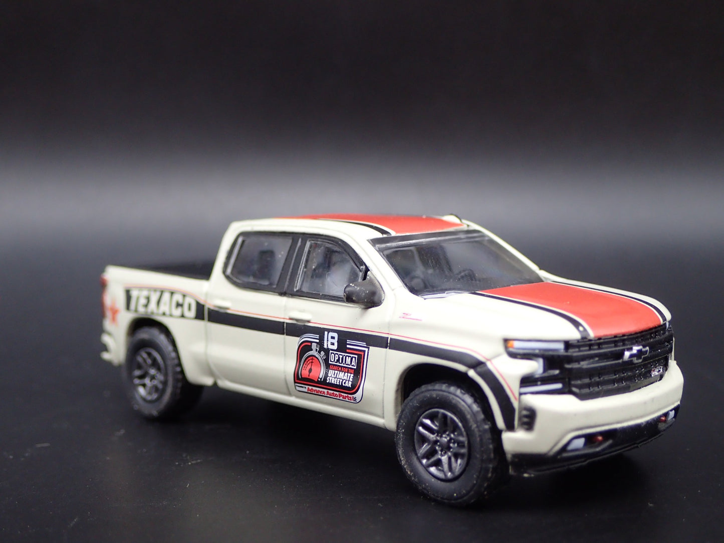 2021 CHEVROLET SILVERADO TRUCK TEXACO RACING HITCH 1:64 SCALE DIECAST MODEL CAR