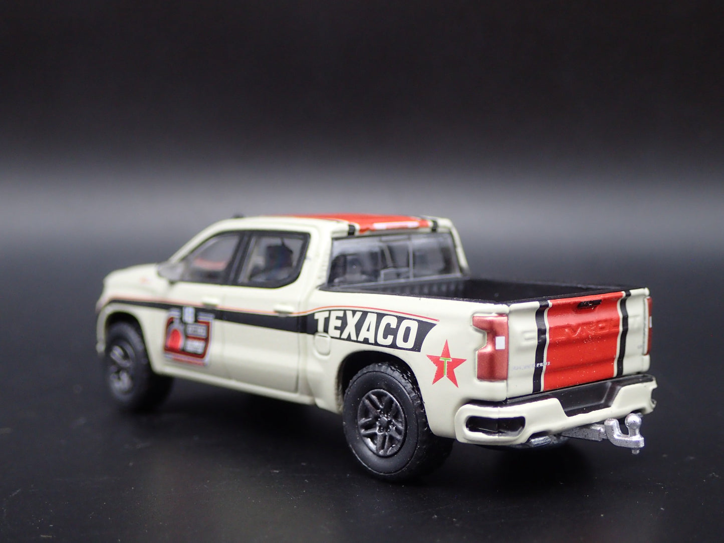 2021 CHEVROLET SILVERADO TRUCK TEXACO RACING HITCH 1:64 SCALE DIECAST MODEL CAR