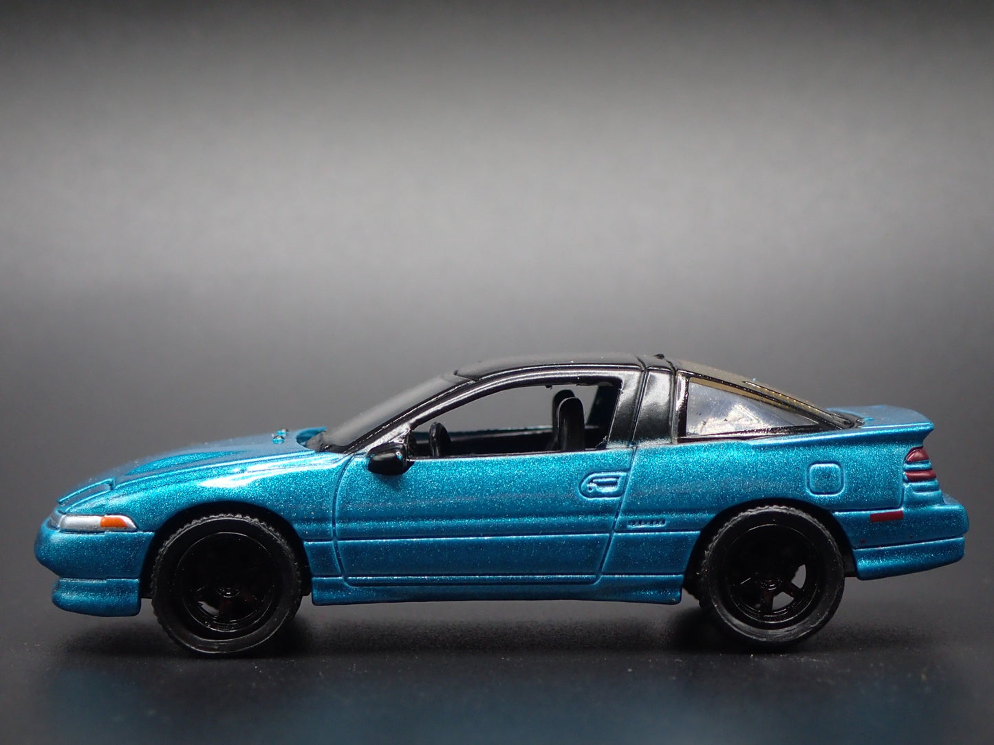 1990-1994 MITSUBISHI ECLIPSE GSX 1:64 SCALE DISPLAY DIORAMA DIECAST MODEL CAR