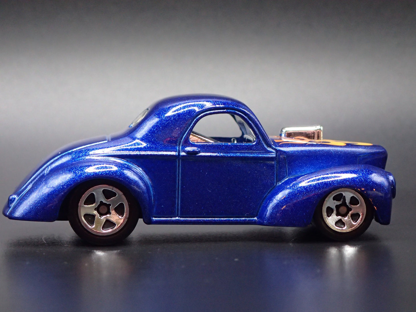1941 41 WILLYS COUPE BLUE RARE 1:64 SCALE COLLECTIBLE DIORAMA DIECAST MODEL CAR