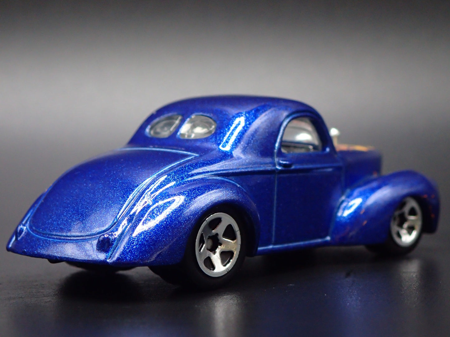 1941 41 WILLYS COUPE BLUE RARE 1:64 SCALE COLLECTIBLE DIORAMA DIECAST MODEL CAR