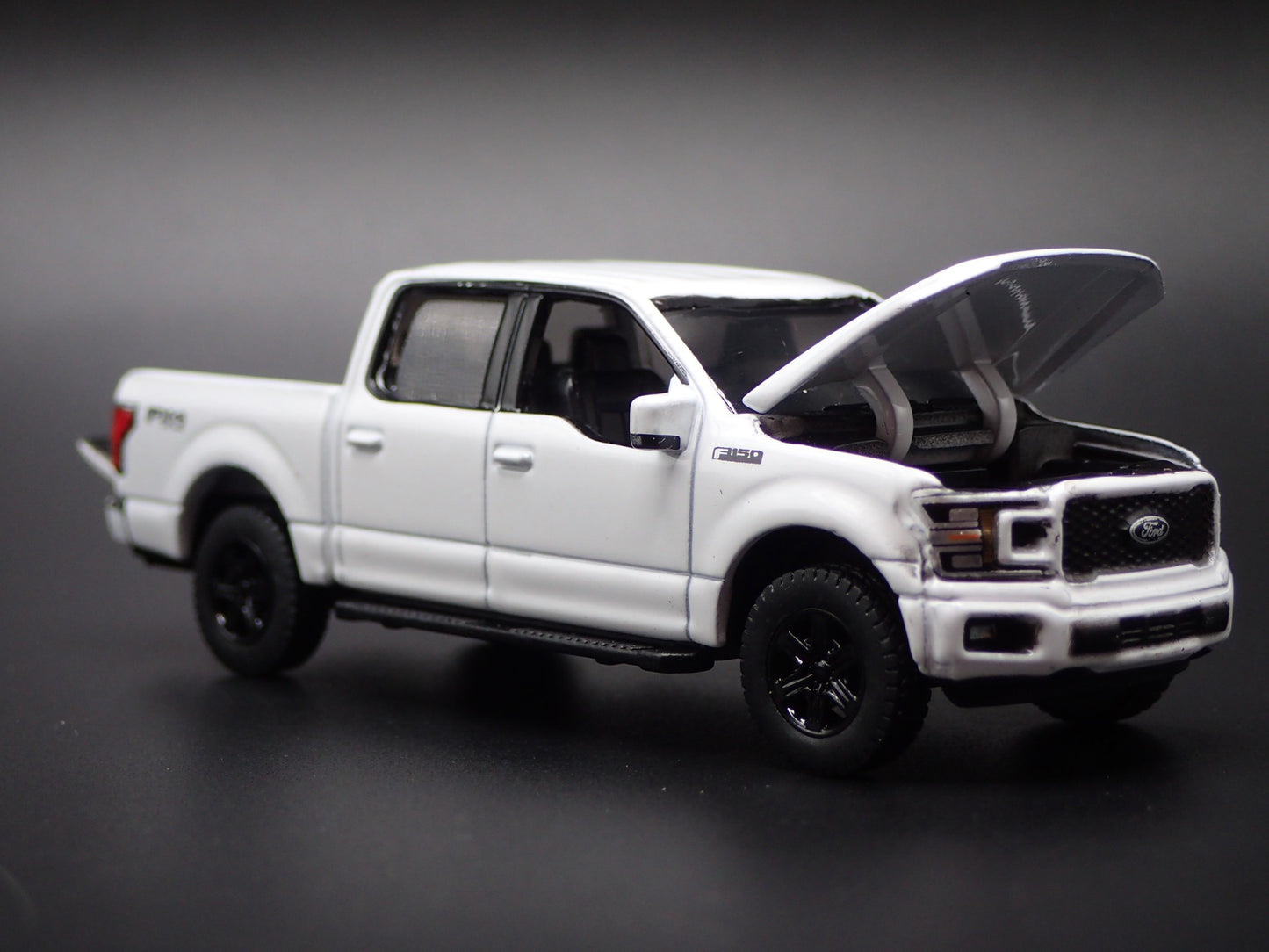 2015-2020 FORD F150 PICKUP TRUCK WHITE 1:64 SCALE COLLECTIBLE DIECAST MODEL CAR