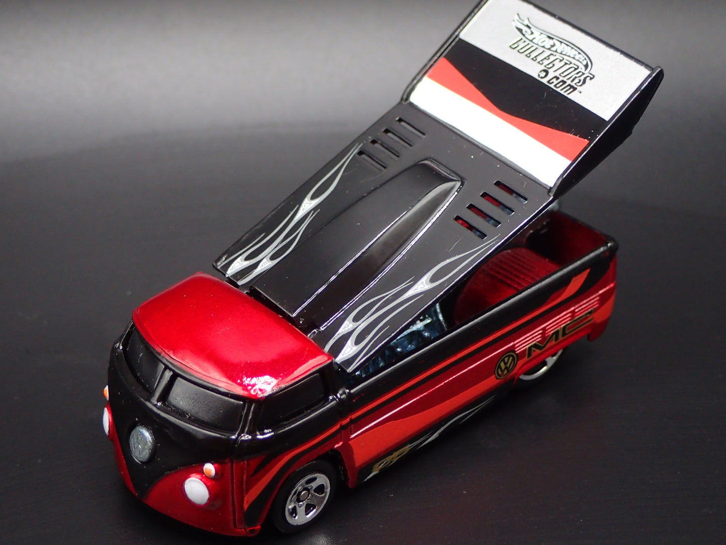 1950-1967 VW VOLKSWAGEN DRAG TRUCK NHRA 1/64 SCALE DIORAMA DIECAST MODEL CAR