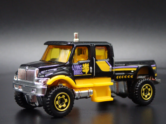 2004-2008 INTERNATIONAL CXT PICKUP TRUCK 1:64 MB SCALE DIORAMA DIECAST MODEL CAR