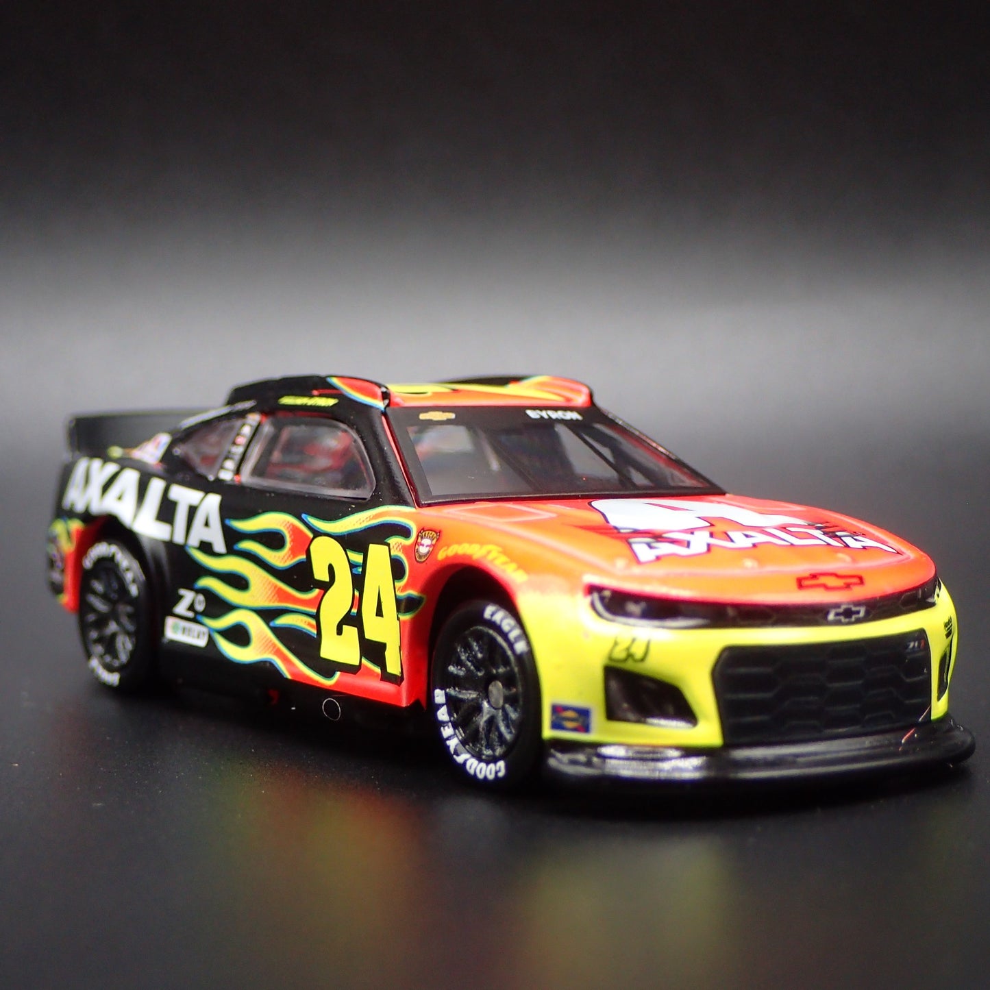 2024 24 CHEVY CAMARO ZL1 #24 WILLIAM BYRON AXALTA THROWBACK NASCAR 1:64 DIECAST