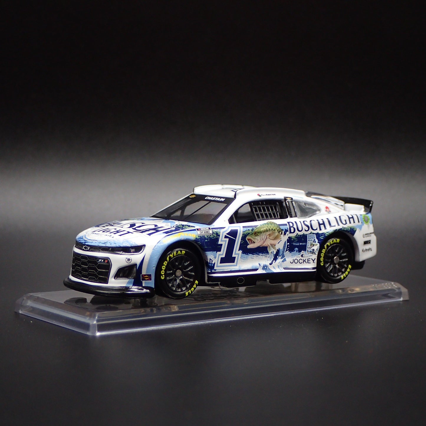 2024 24 CHEVY CAMARO ZL1 1 ROSS CHASTAIN BUSCH FISHING NASCAR 1:64 DIECAST CAR