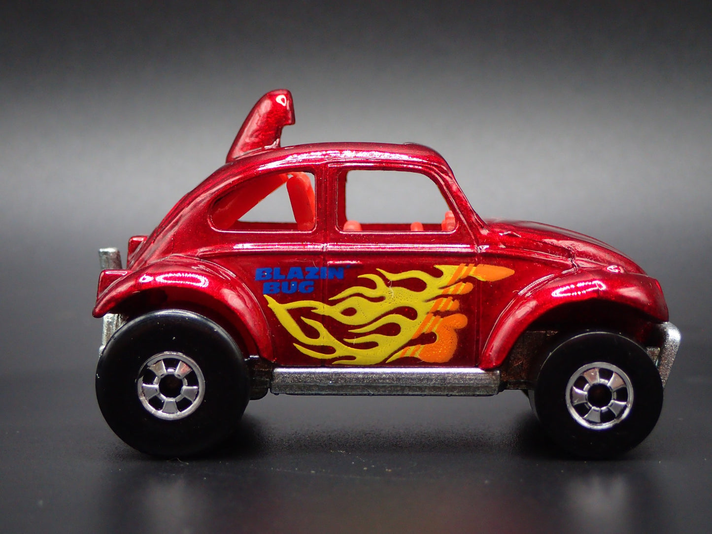 1960-1967 VW VOLKSWAGEN BAJA BEETLE SPLIT WINDOW 1:64 SCALE DIECAST MODEL CAR