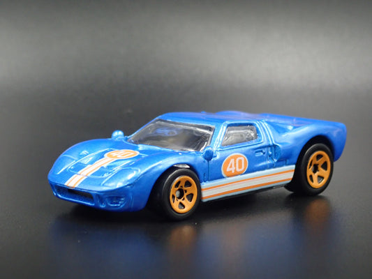 1965 65 FORD GT40 BLUE 1:64 SCALE LIMITED COLLECTIBLE DIORAMA DIECAST MODEL CAR