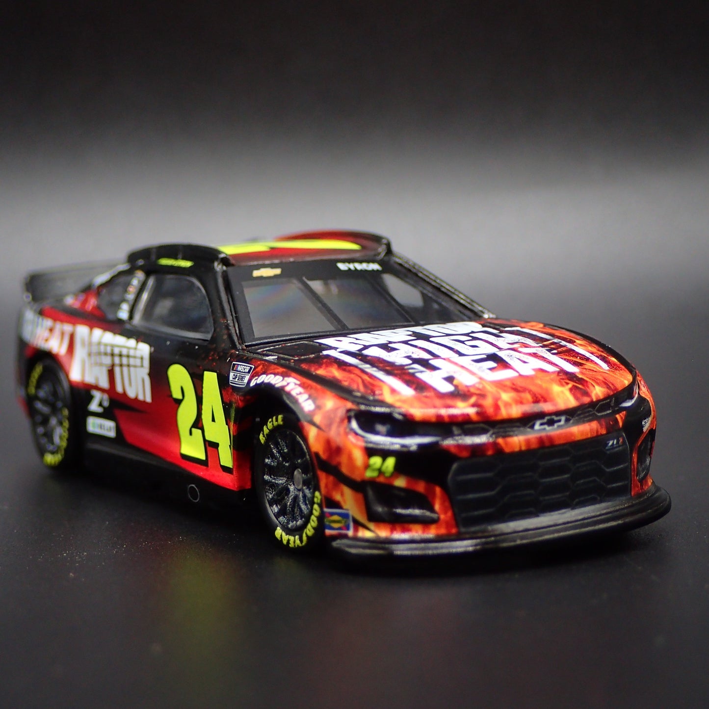 2024 24 CHEVY CAMARO ZL1 #24 WILLIAM BYRON RAPTOR HIGH HEAT NASCAR 1:64 DIECAST
