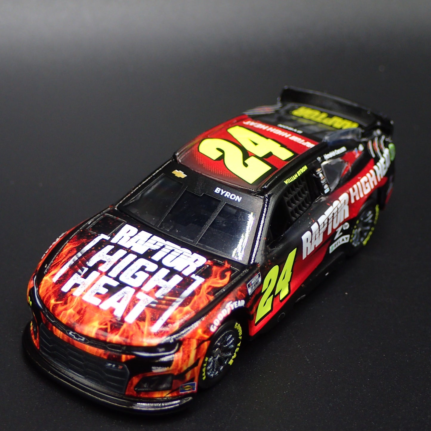 2024 24 CHEVY CAMARO ZL1 #24 WILLIAM BYRON RAPTOR HIGH HEAT NASCAR 1:64 DIECAST