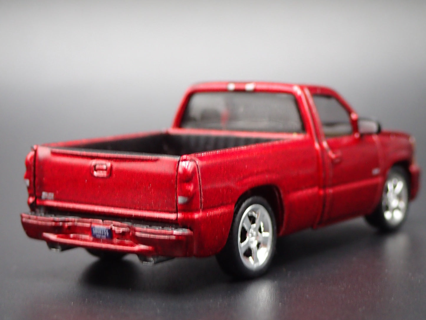 2003-2006 CHEVY CHEVROLET SILVERADO TRUCK SS CATEYE 1:64 SCALE DIECAST MODEL CAR