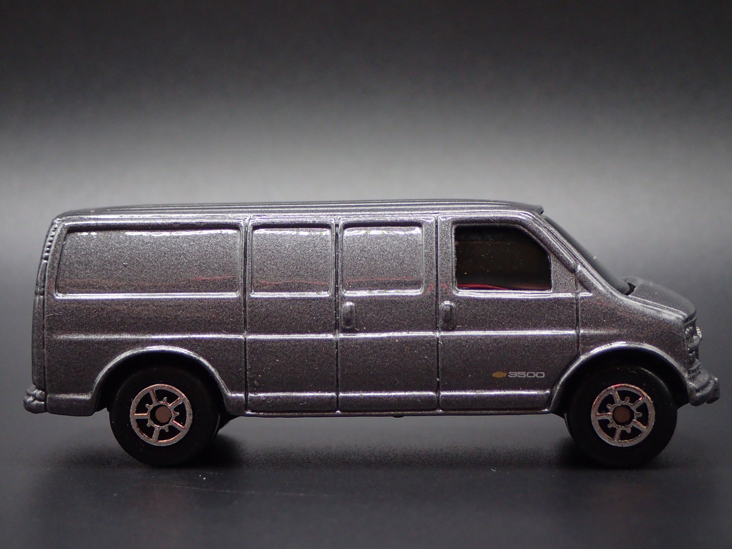 CHEVY CHEVROLET 3500 EXPRESS VAN GRAY 1:64 SCALE COLLECTIBLE DIECAST MODEL CAR