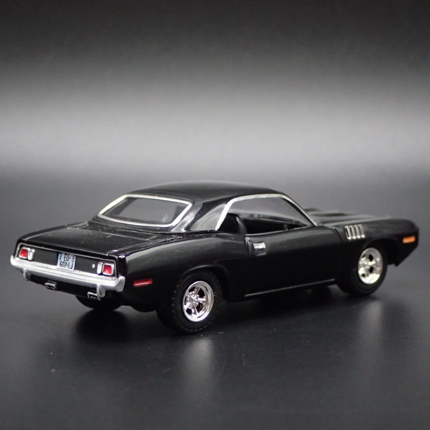 1971 71 PLYMOUTH CUDA MUSCLE CAR BLACK 1:64 SCALE COLLECTIBLE DIECAST MODEL CAR