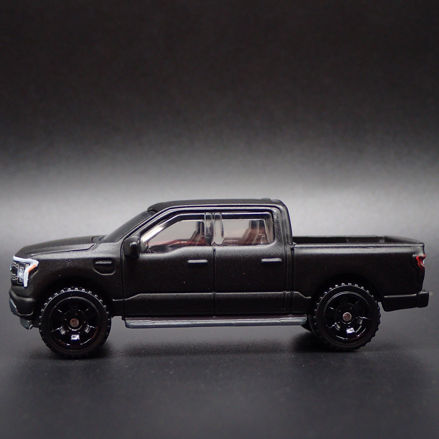 2022-2025 FORD F150 LIGHTNING PICKUP TRUCK ELECTRIC 1:64 SCALE DIECAST MODEL CAR