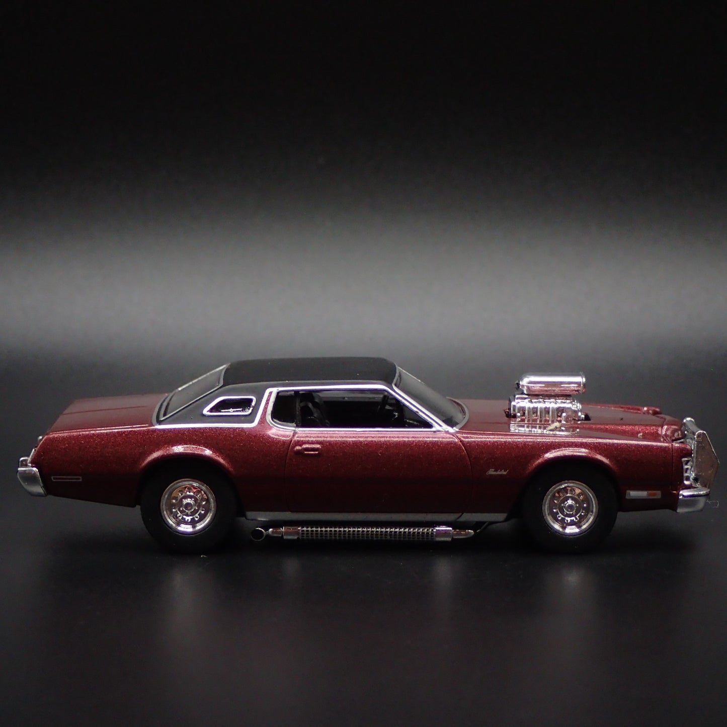 1973 73 FORD THUNDERBIRD TBIRD THE CROW MOVIE 1:64 SCALE DIECAST MODEL CAR