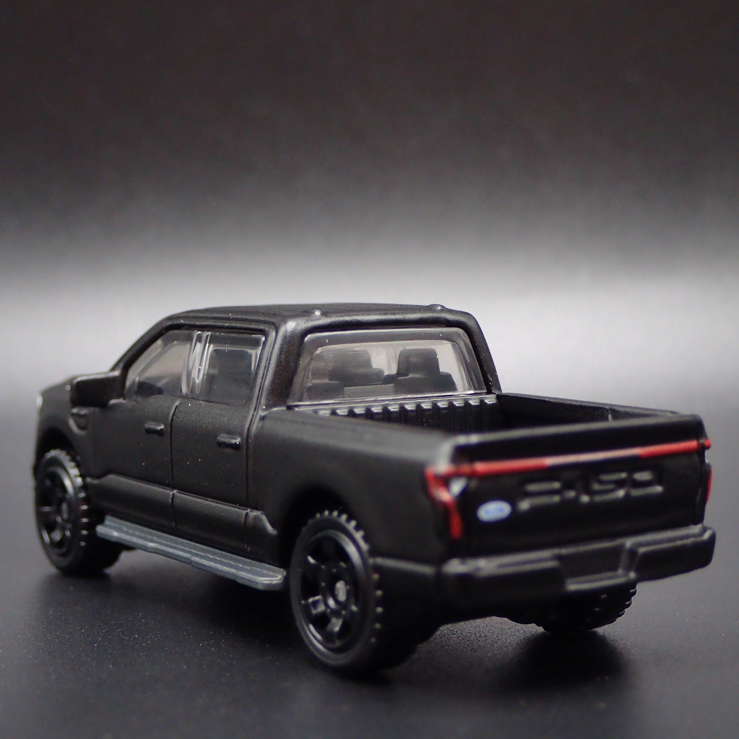 2022-2025 FORD F150 LIGHTNING PICKUP TRUCK ELECTRIC 1:64 SCALE DIECAST MODEL CAR