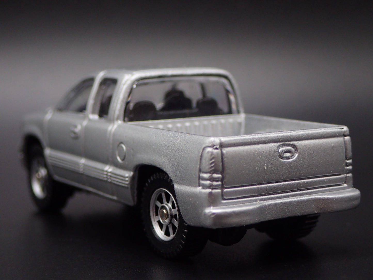 2014-2019 CHEVY CHEVROLET SILVERADO 1500 TRUCK 1/64 SCALE DIECAST MODEL CAR