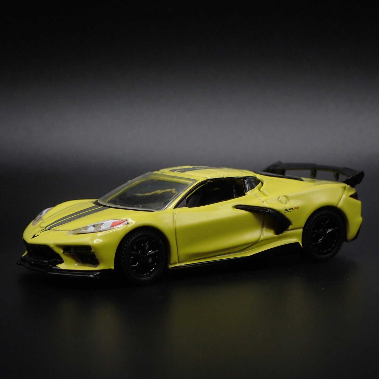 2020-2025 CHEVY CHEVROLET CORVETTE STINGRAY C8 1:64 SCALE DIECAST MODEL CAR