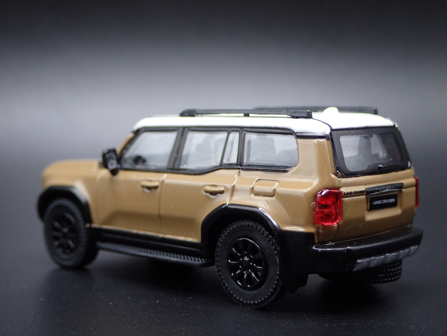 2023-2025 TOYOTA LAND CRUISER 250 PRADO 1/64 SCALE DIORAMA DIECAST MODEL CAR