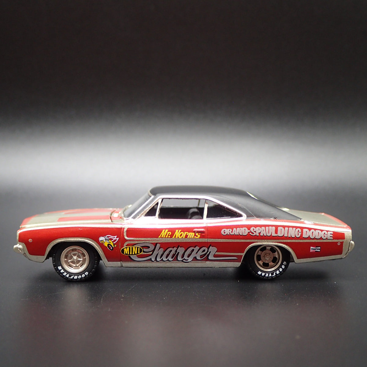 1968 68 DODGE CHARGER MR NORMS CHARGER NHRA 1:64 SCALE DIORAMA DIECAST MODEL CAR-Burning Rubber Toy Company