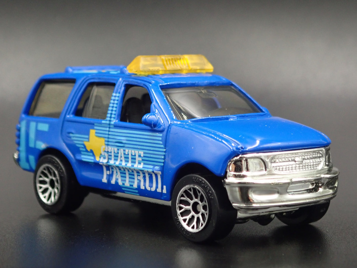 2003-2006 FORD EXPEDITION TEXAS STATE PATROL POLICE 1:64 SCALE DIECAST MODEL CAR