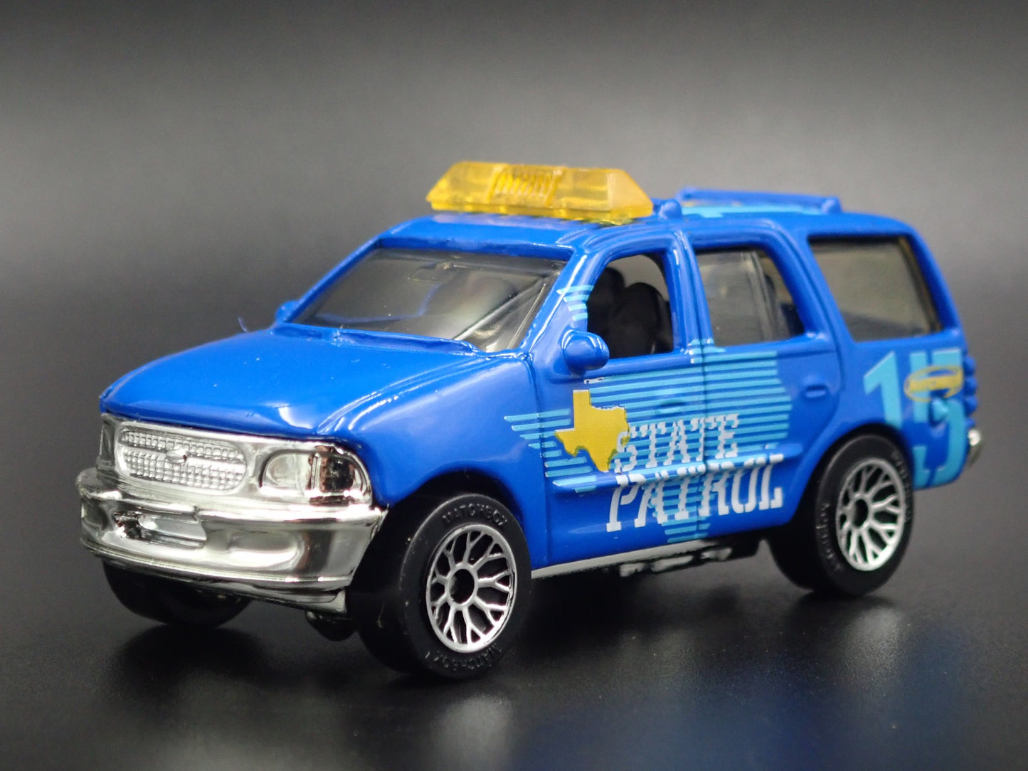 2003-2006 FORD EXPEDITION TEXAS STATE PATROL POLICE 1:64 SCALE DIECAST MODEL CAR