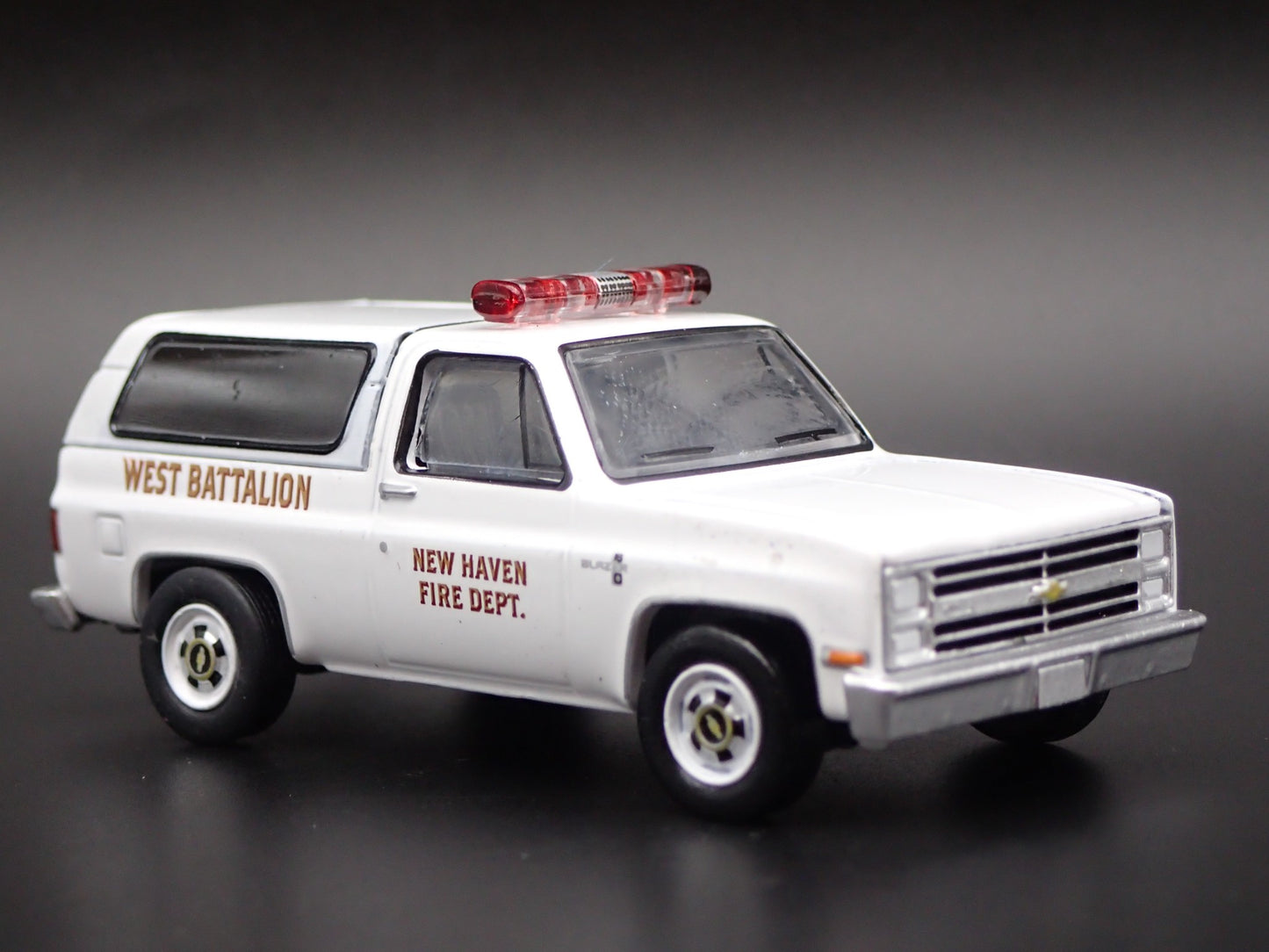 1985 85 CHEVY CHEVROLET K5 BLAZER NEW HAVEN CT FIRE 1:64 SCALE DIECAST MODEL CAR