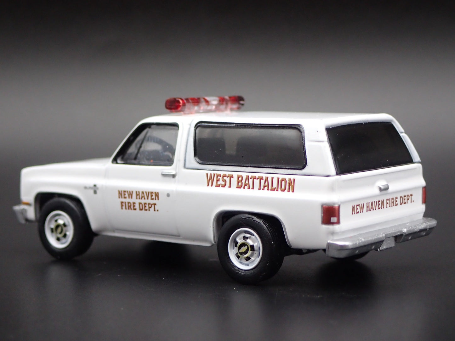 1985 85 CHEVY CHEVROLET K5 BLAZER NEW HAVEN CT FIRE 1:64 SCALE DIECAST MODEL CAR