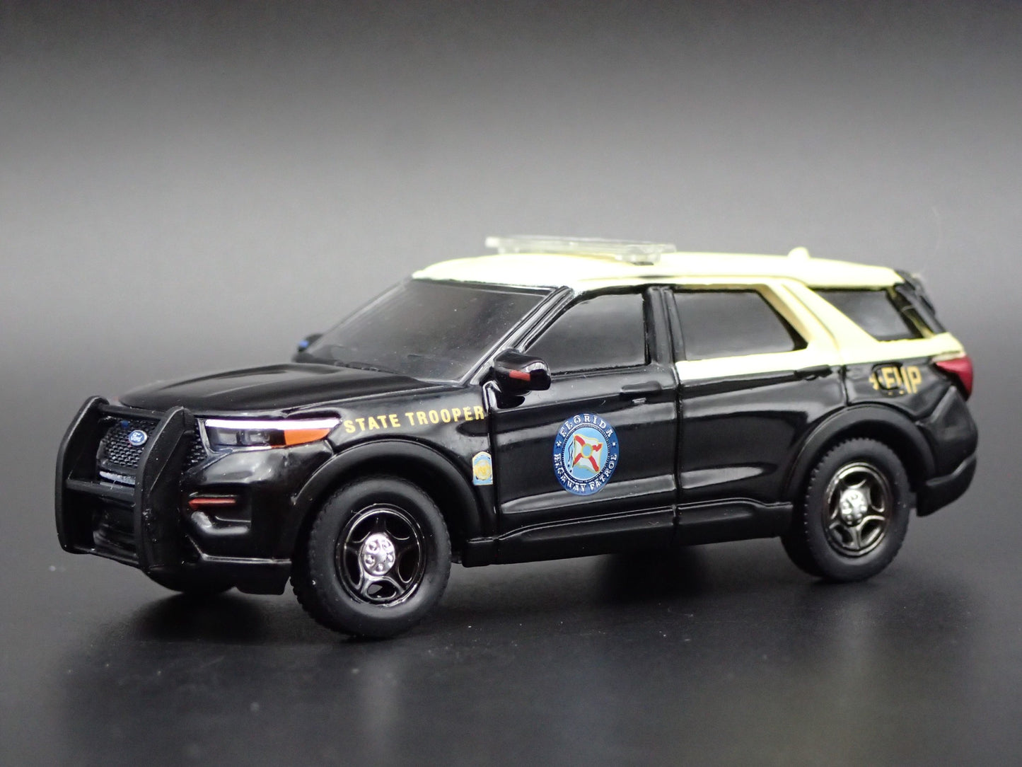 2021 21 FORD EXPLORER INTERCEPTOR FLORIDA HIGHWAY PATROL  1:64 DIECAST MODEL CAR