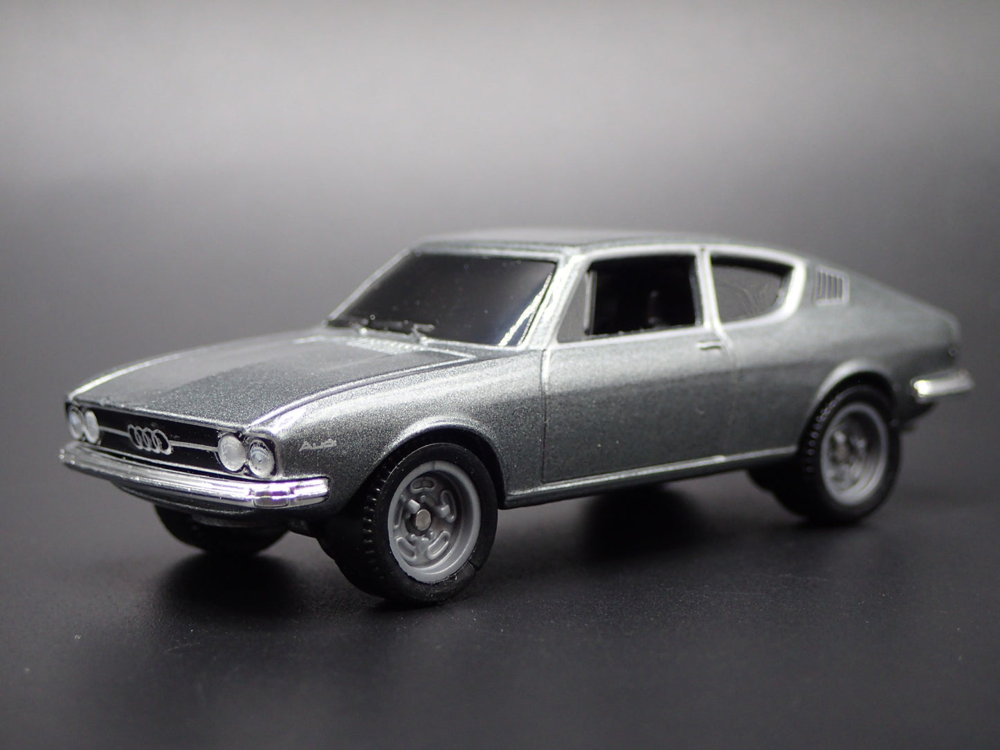 1969-1976 AUDI 100 COUPE S GRAY 1:64 SCALE COLLECTIBLE DIORAMA DIECAST MODEL CAR