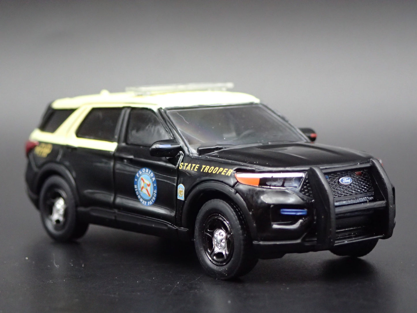 2021 21 FORD EXPLORER INTERCEPTOR FLORIDA HIGHWAY PATROL  1:64 DIECAST MODEL CAR