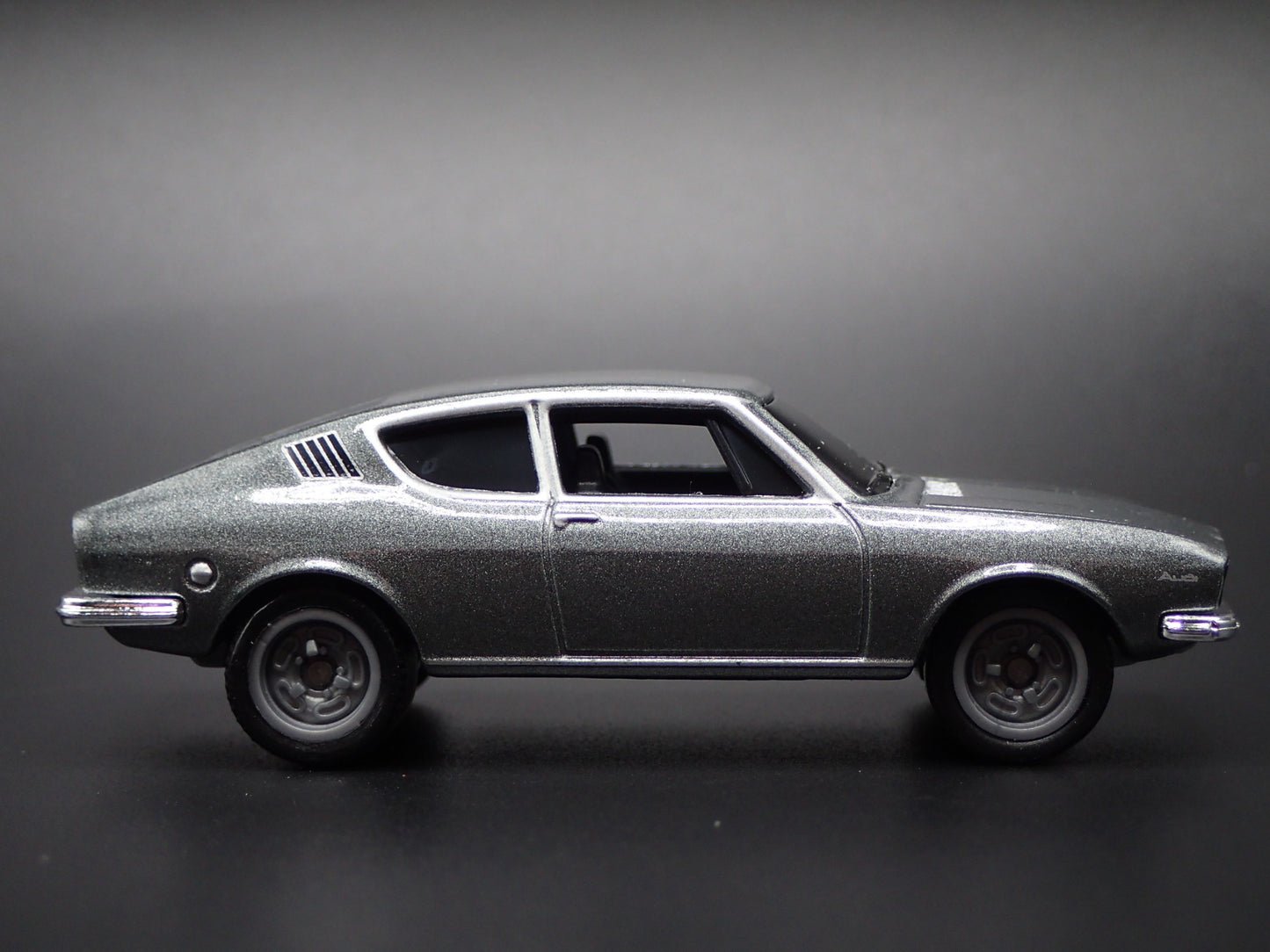 1969-1976 AUDI 100 COUPE S GRAY 1:64 SCALE COLLECTIBLE DIORAMA DIECAST MODEL CAR