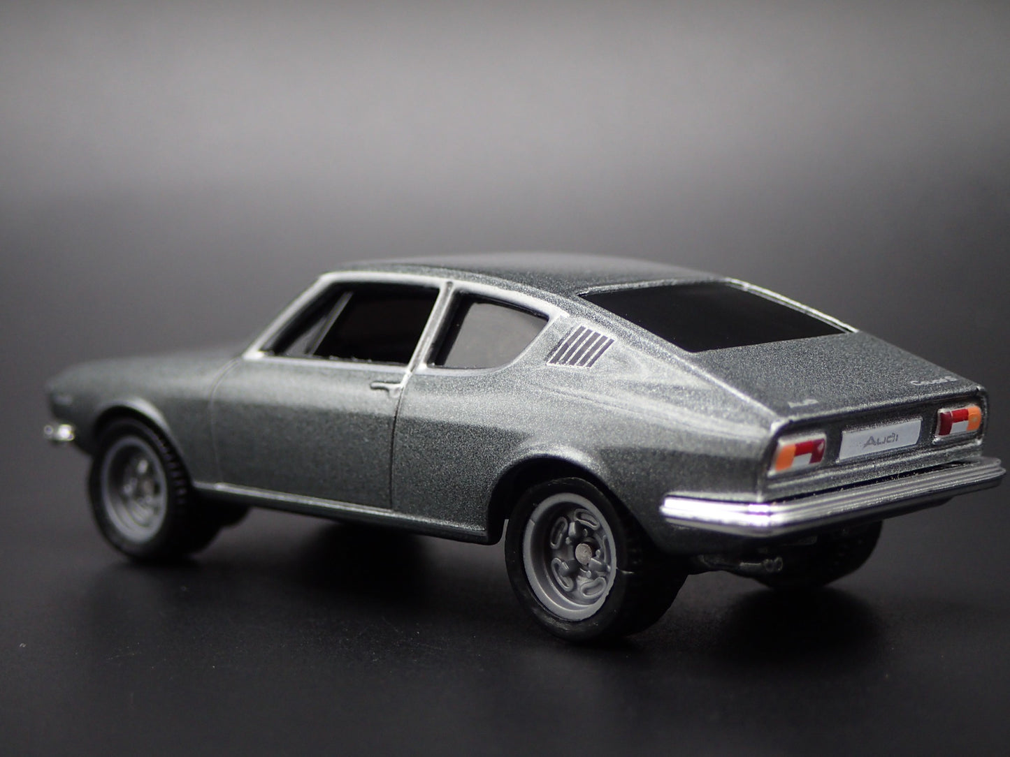 1969-1976 AUDI 100 COUPE S GRAY 1:64 SCALE COLLECTIBLE DIORAMA DIECAST MODEL CAR
