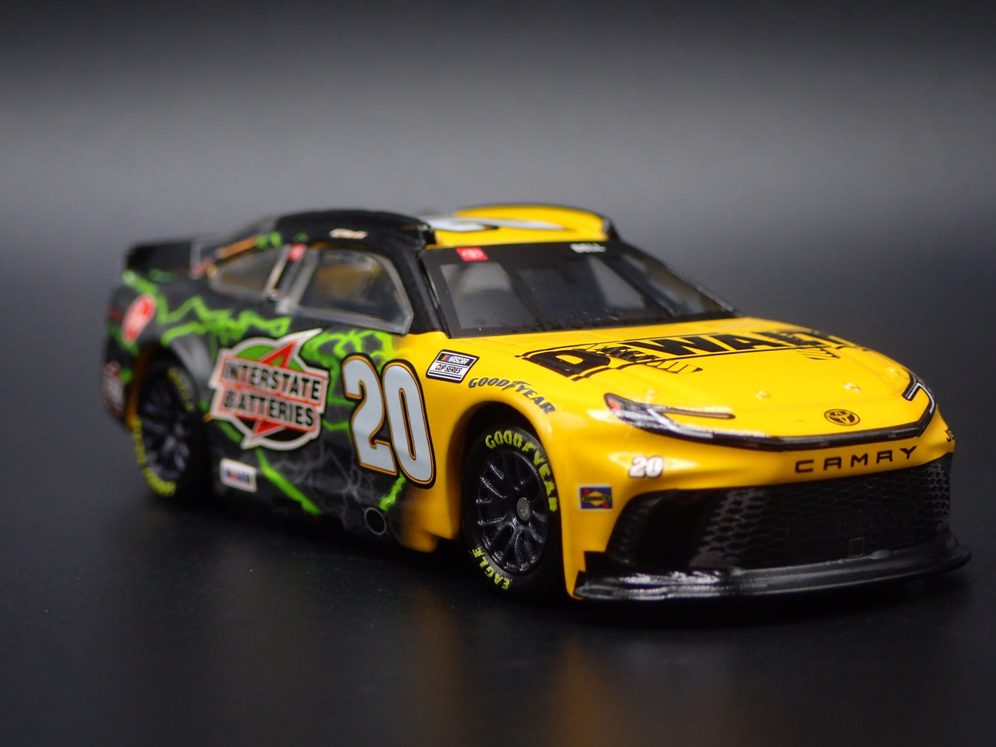 2025 TOYOTA CAMRY 20 CHRISTOPHER BELL INTERSTATE BATTERIES NASCAR 1:64 DIECAST