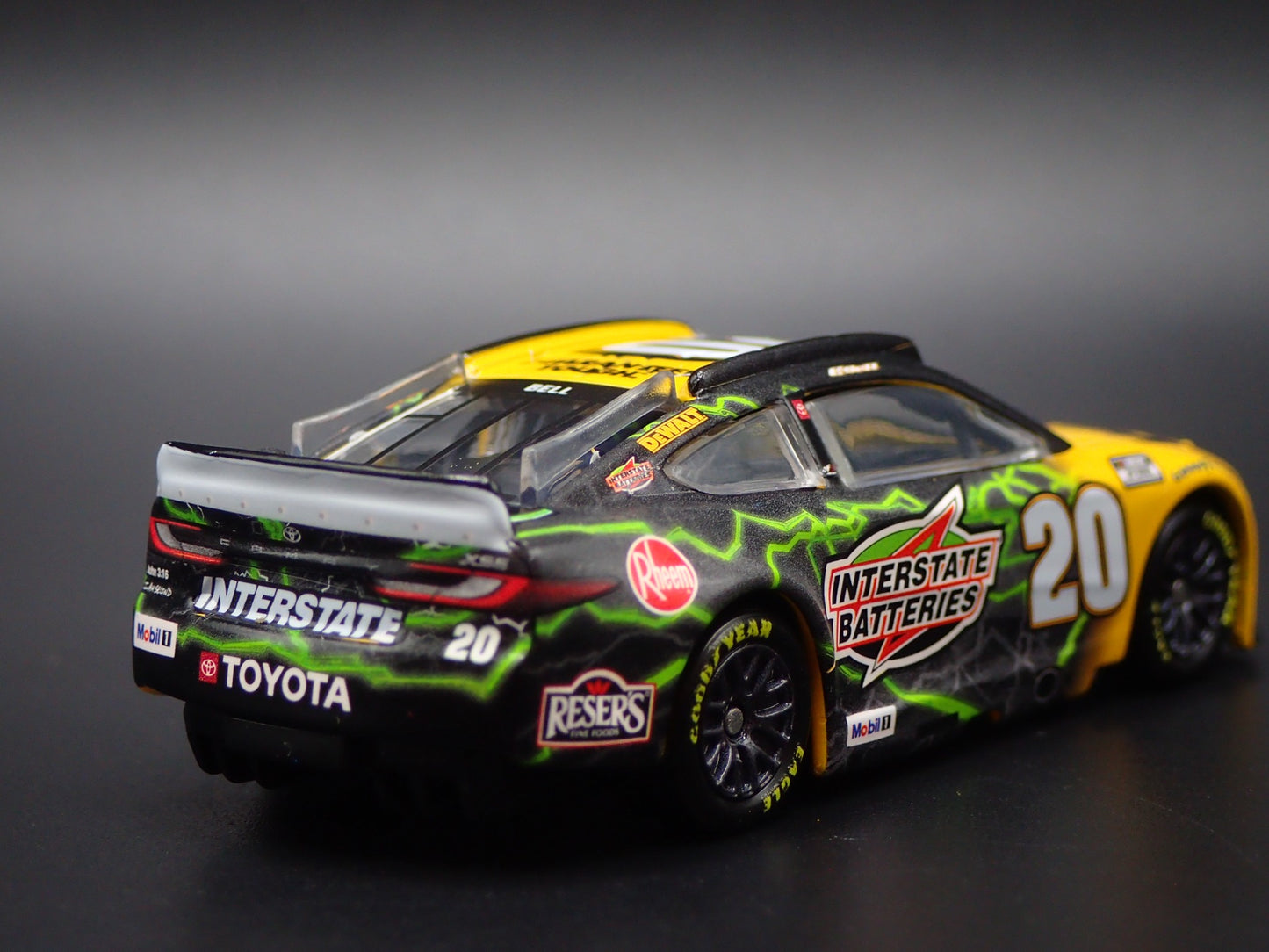 2025 TOYOTA CAMRY 20 CHRISTOPHER BELL INTERSTATE BATTERIES NASCAR 1:64 DIECAST