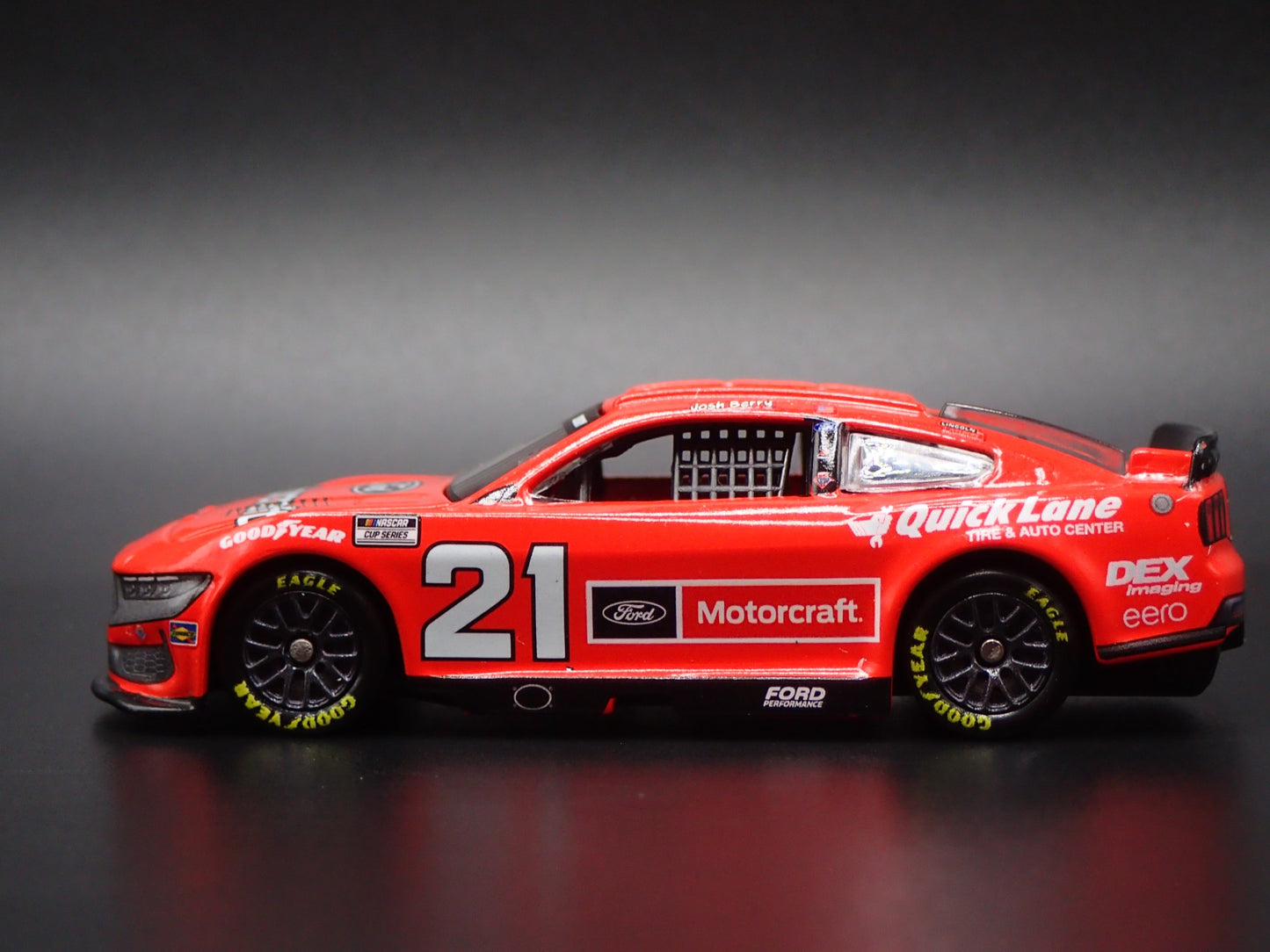 2025 25 FORD MUSTANG #21 JOSH BERRY MOTORCRAFT NASCAR 1:64 DIECAST MODEL CAR