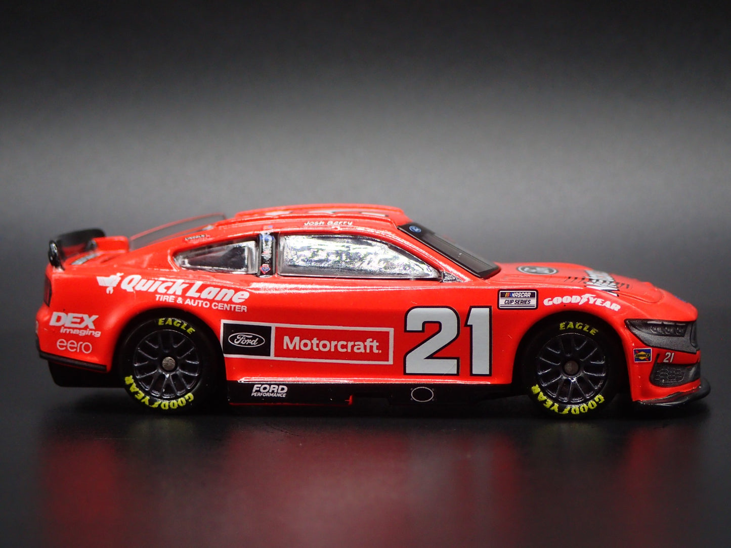 2025 25 FORD MUSTANG #21 JOSH BERRY MOTORCRAFT NASCAR 1:64 DIECAST MODEL CAR