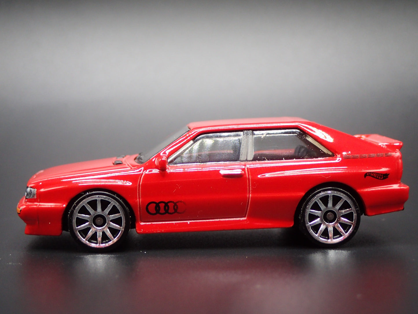 1980-1991 AUDI SPORT QUATTRO RED 1:64 SCALE COLLECTIBLE DIECAST MODEL CAR