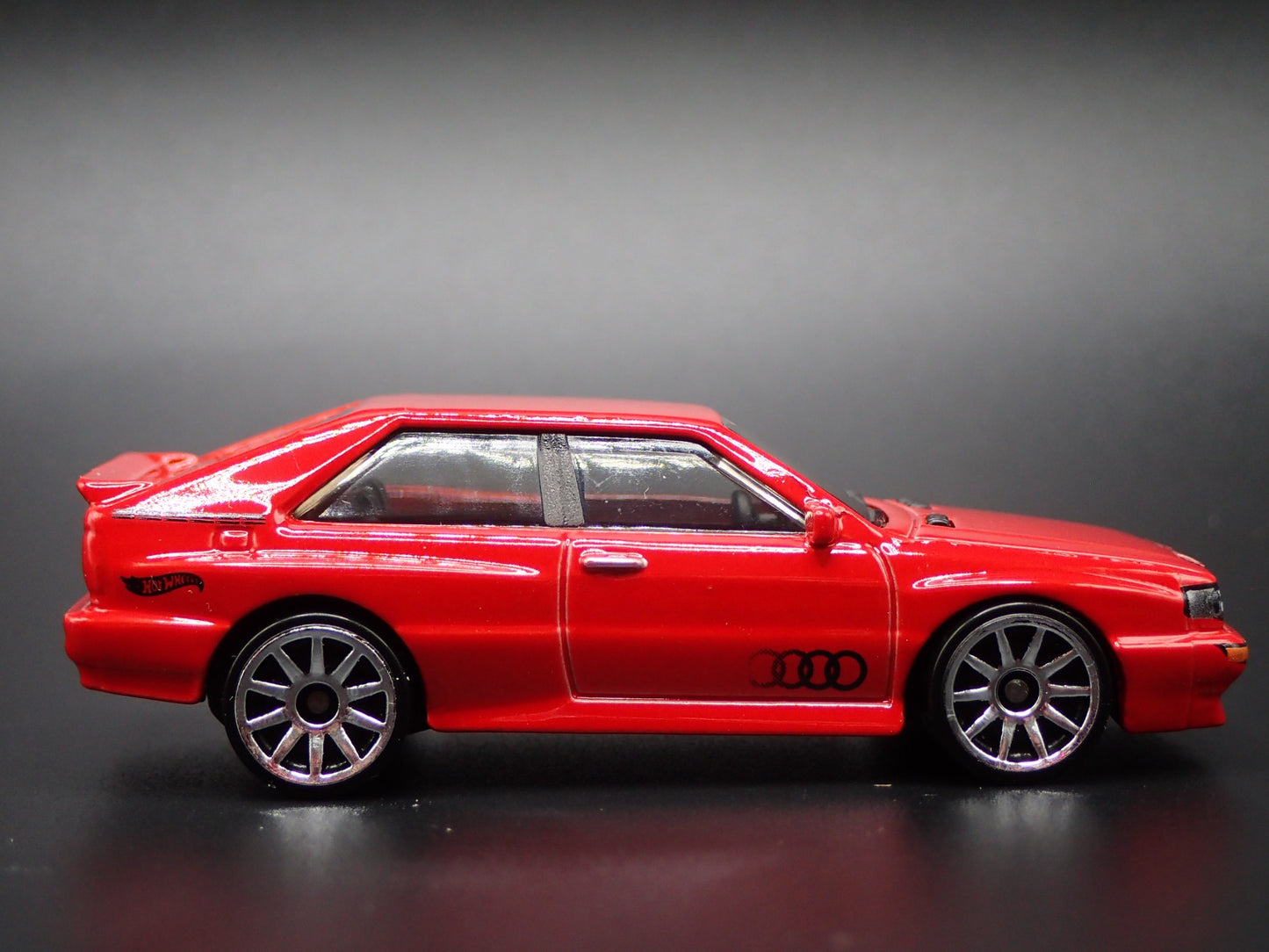 1980-1991 AUDI SPORT QUATTRO RED 1:64 SCALE COLLECTIBLE DIECAST MODEL CAR