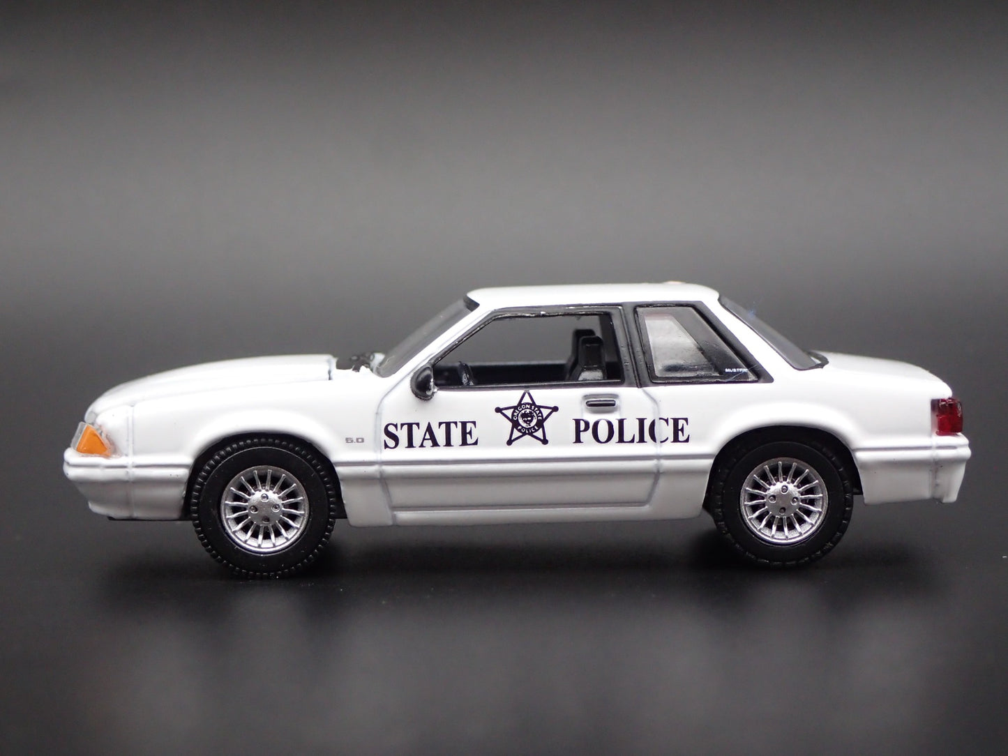 1993 FORD MUSTANG SSP OREGON STATE POLICE FOXBODY 1:64 SCALE DIECAST MODEL CAR