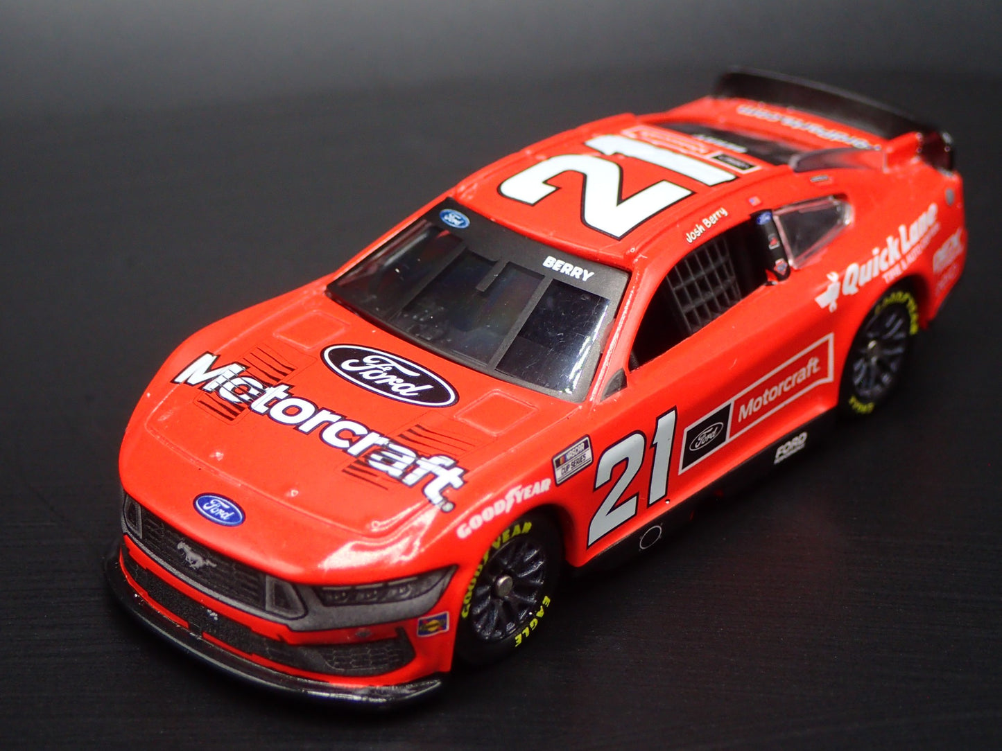 2025 25 FORD MUSTANG #21 JOSH BERRY MOTORCRAFT NASCAR 1:64 DIECAST MODEL CAR